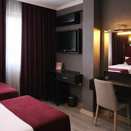 Otel Respond To U As Soon As Possible 3*